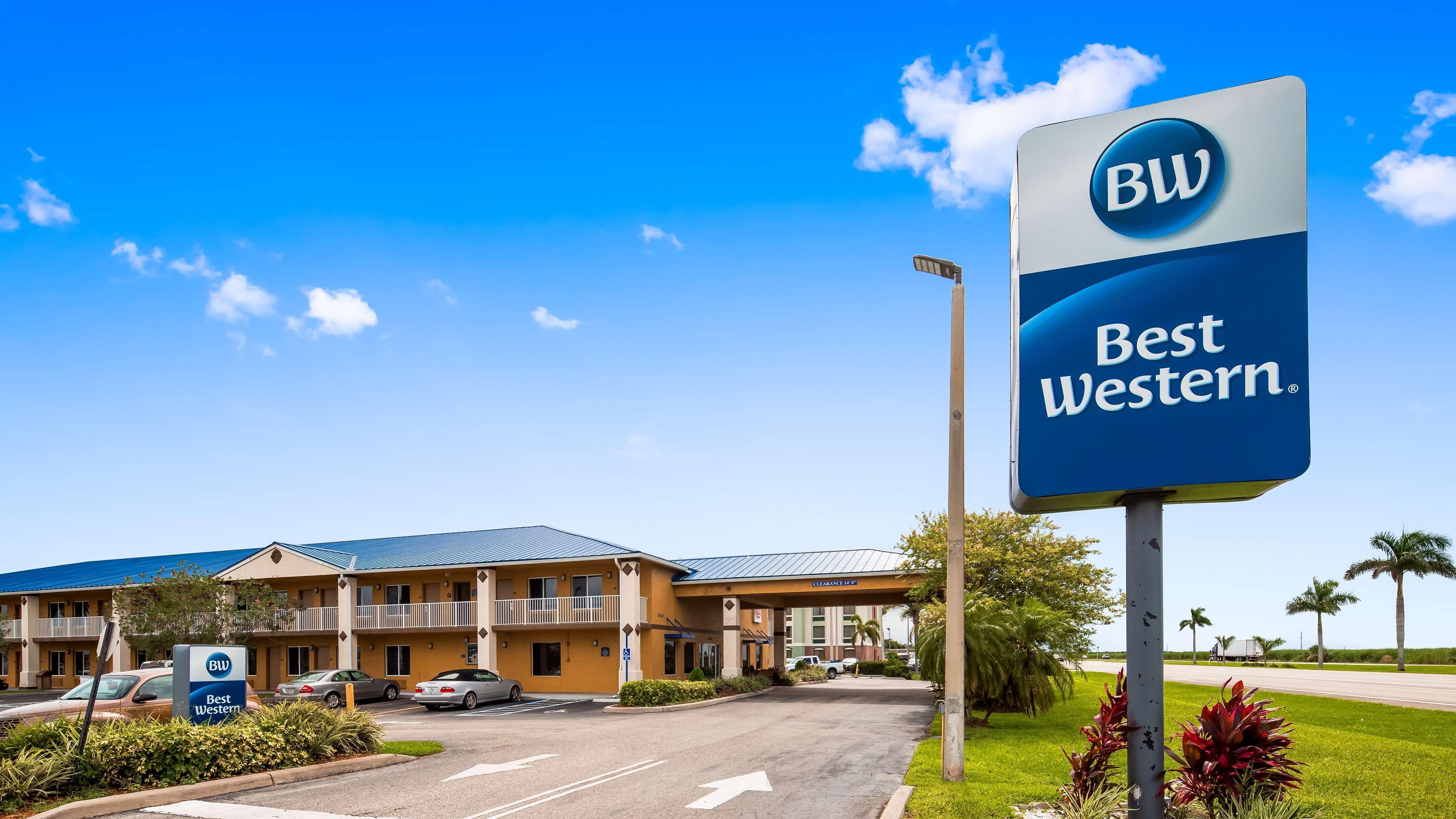 Western Of 3* Clewiston