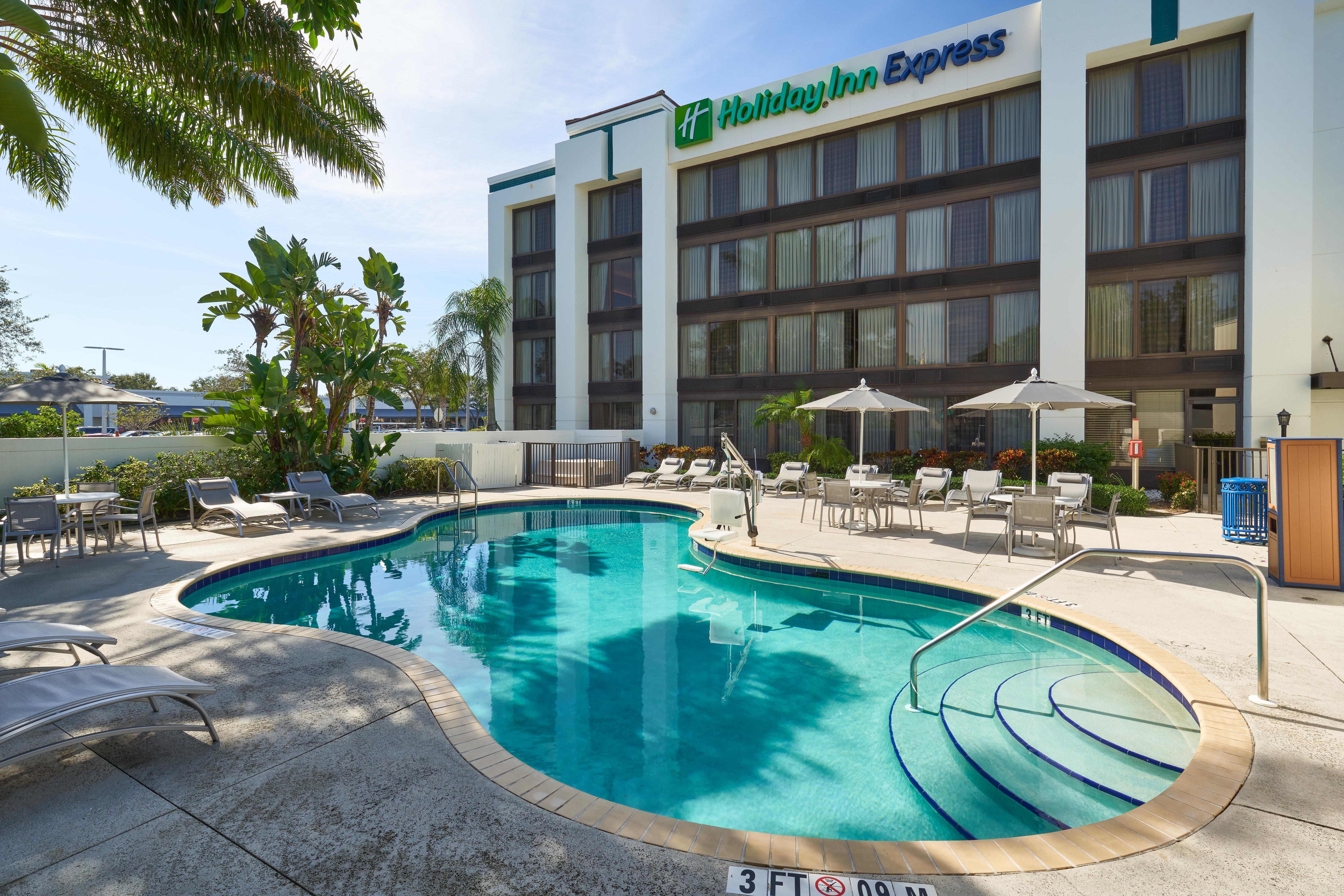 Express - West By Ihg Hotel