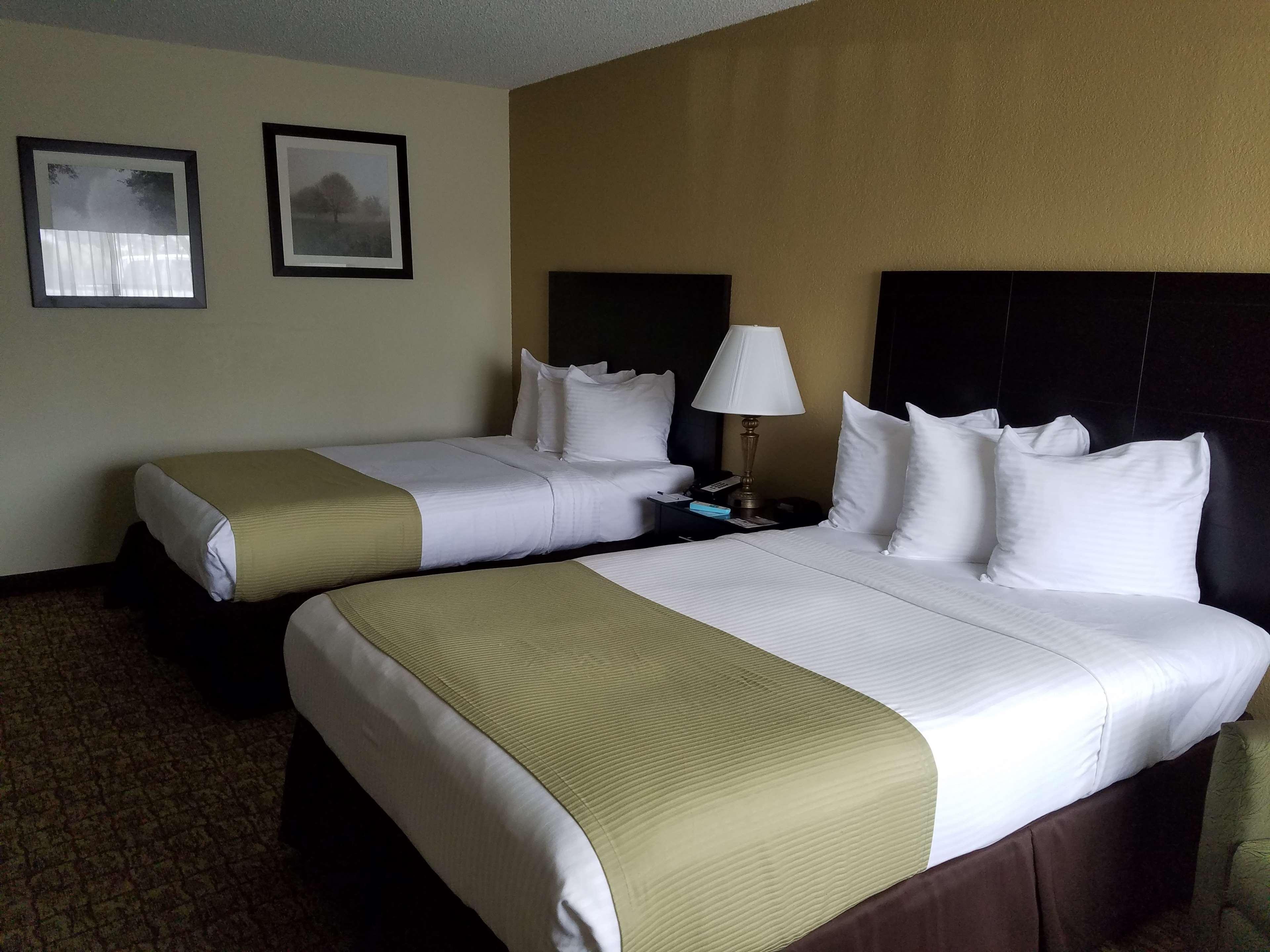 Western Crossroads Hotel 3*