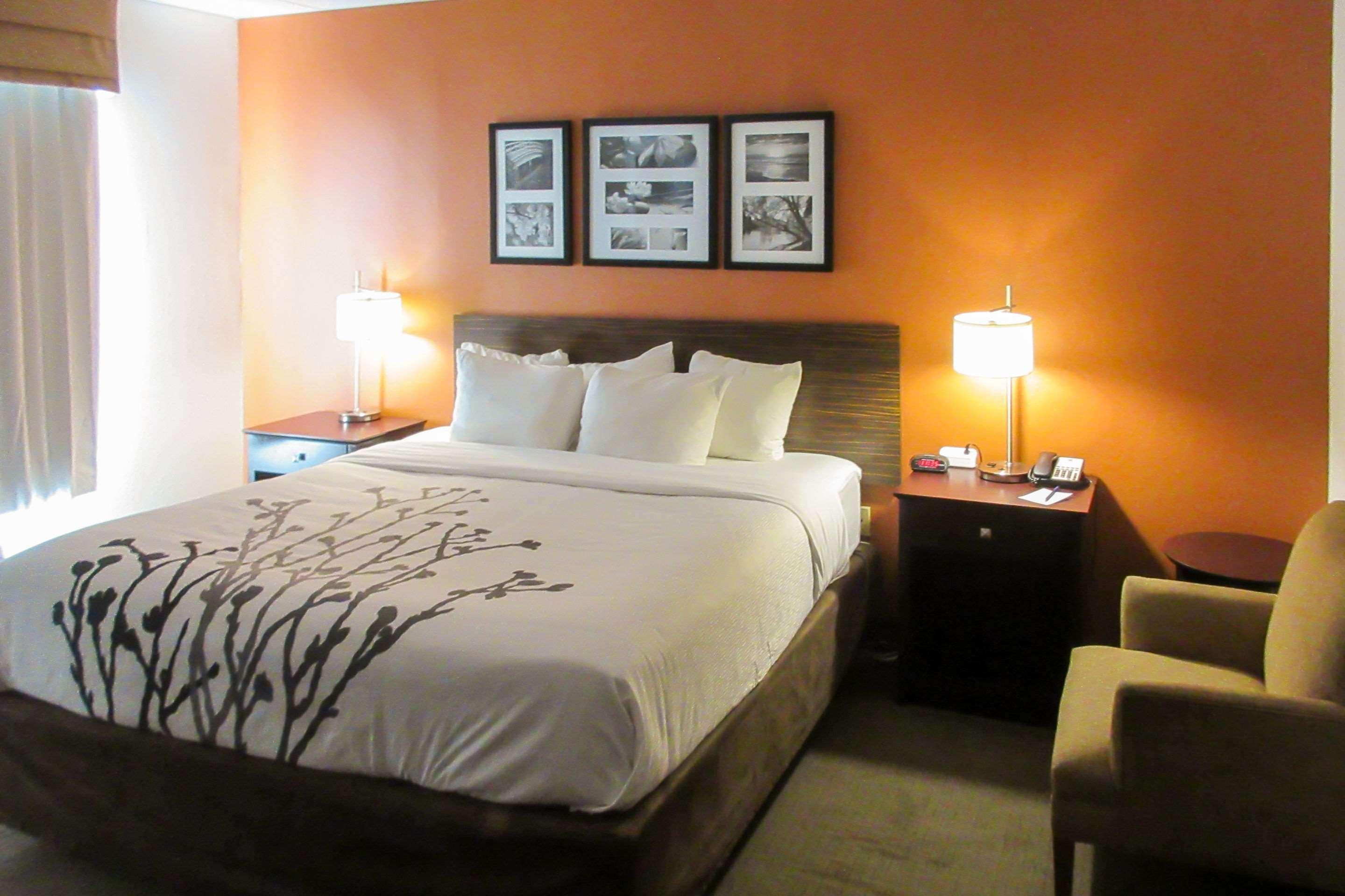 Sleep & Ft Lauderdale International Airport Hotel