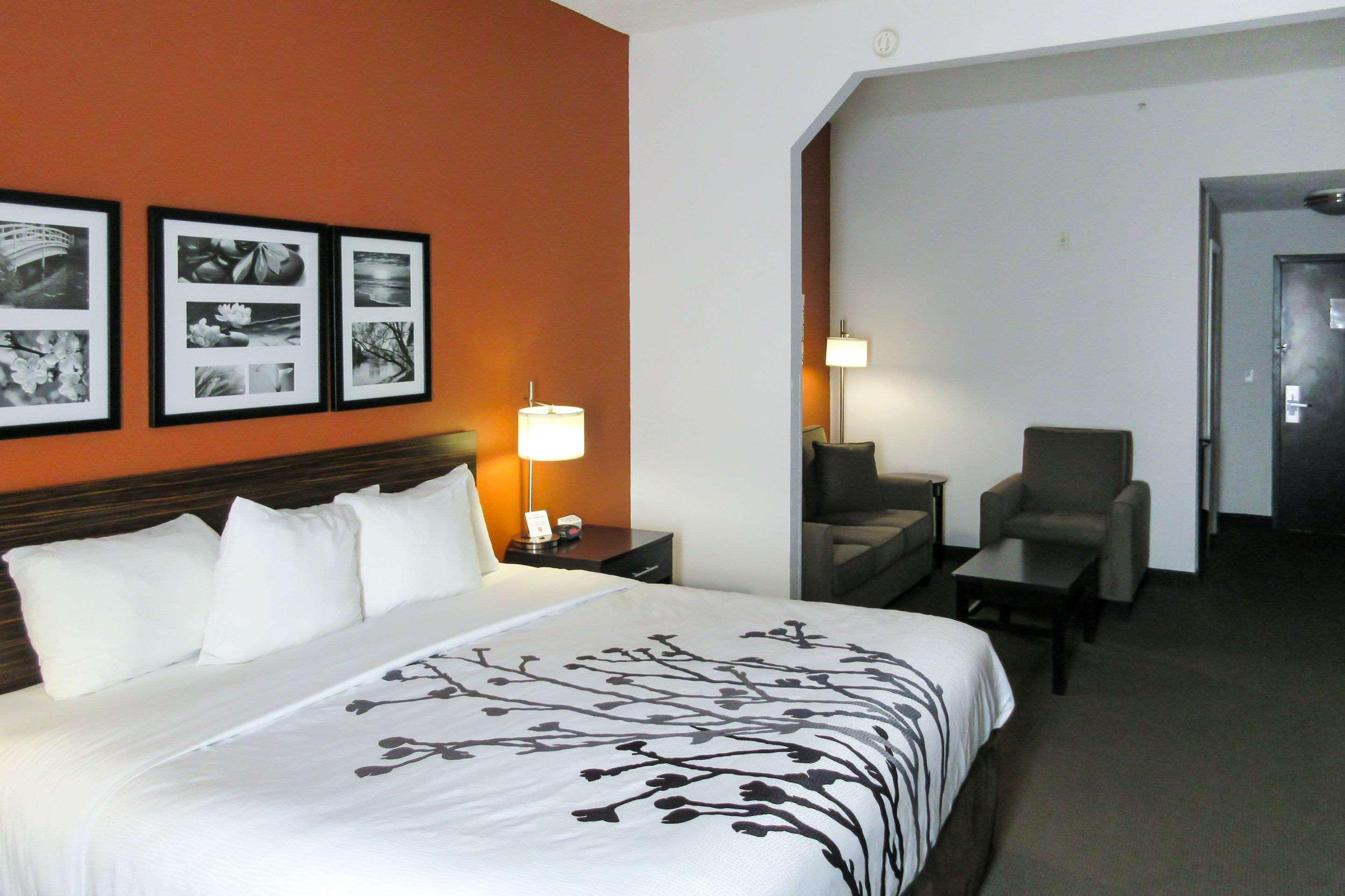 Sleep & Ft Lauderdale International Airport Hotel