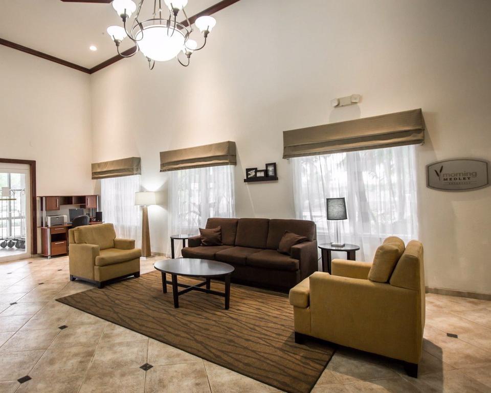 Sleep & Ft Lauderdale International Airport Hotel