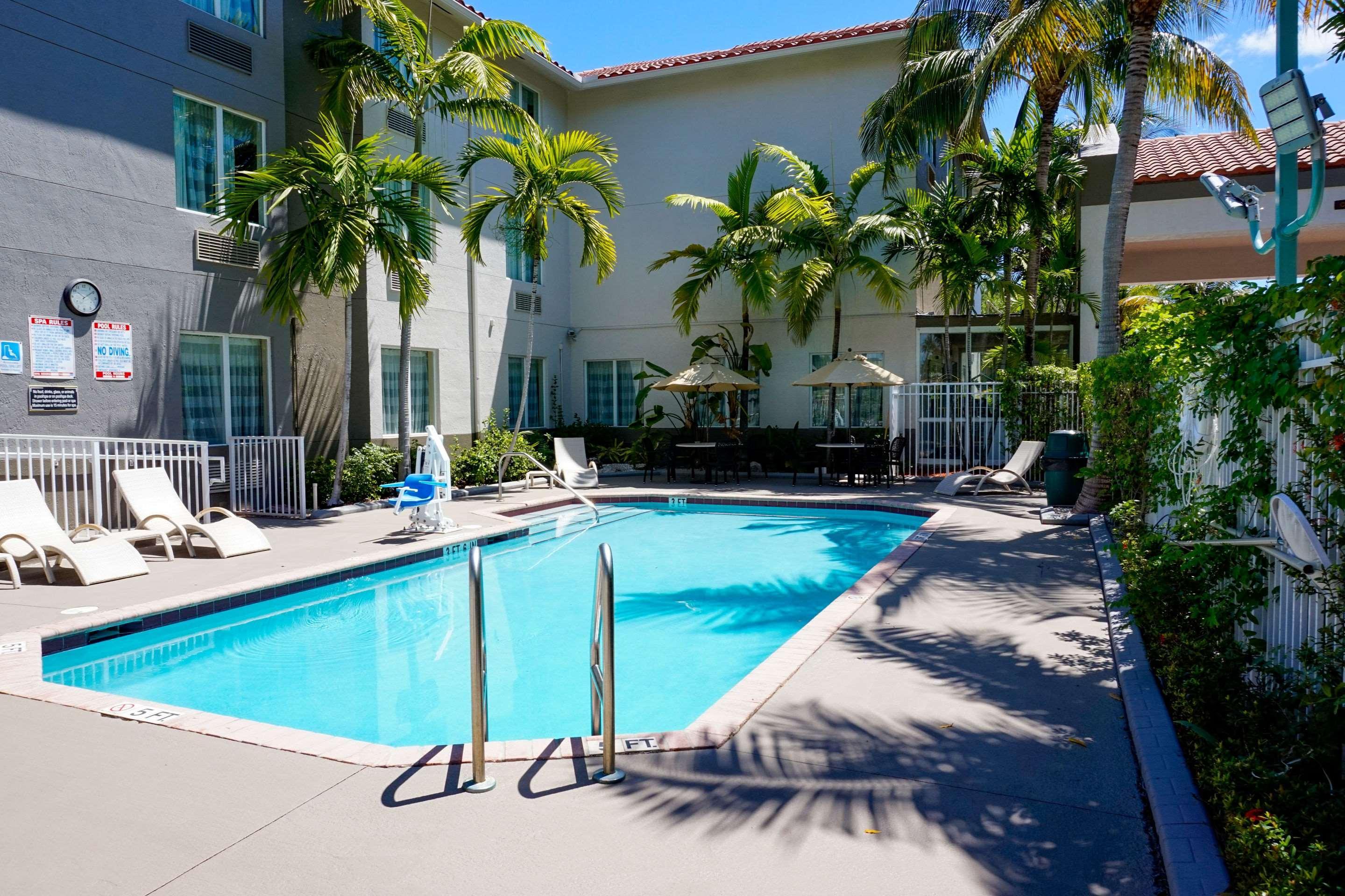 Sleep & Ft Lauderdale International Airport Hotel 2*