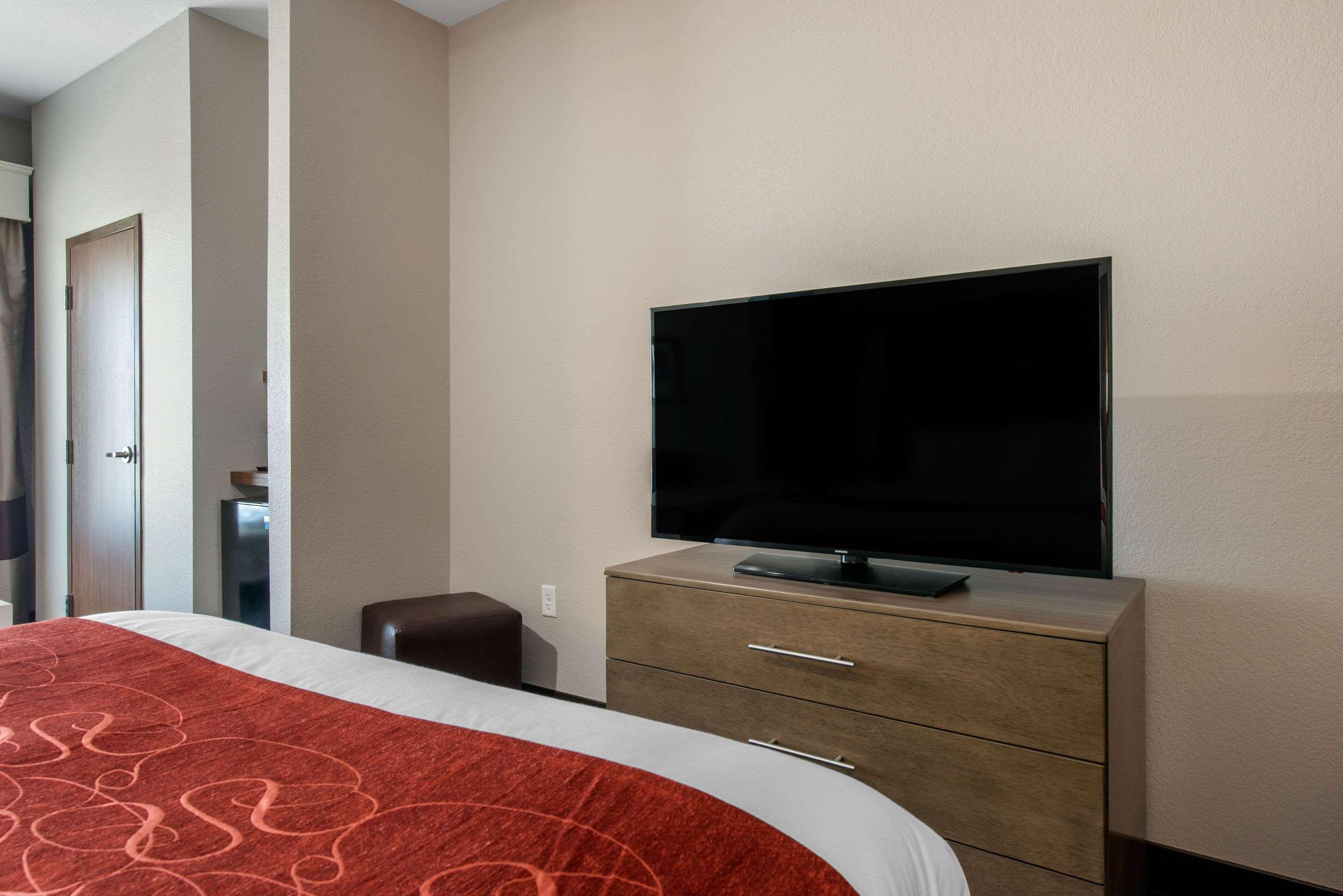 Comfort Lauderdale Airport & Cruise Port Hotel