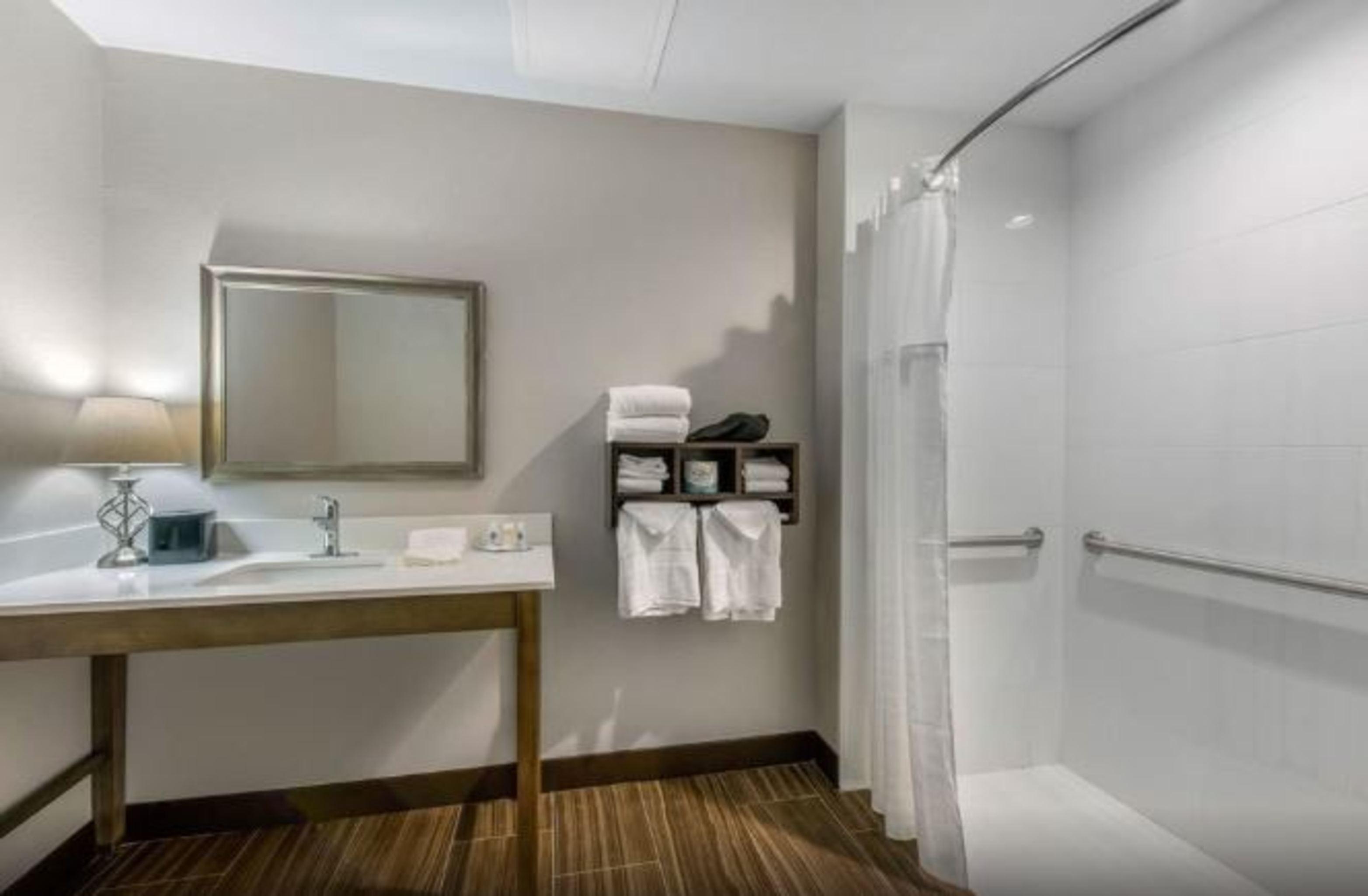 Hotel Comfort Lauderdale Airport & Cruise Port