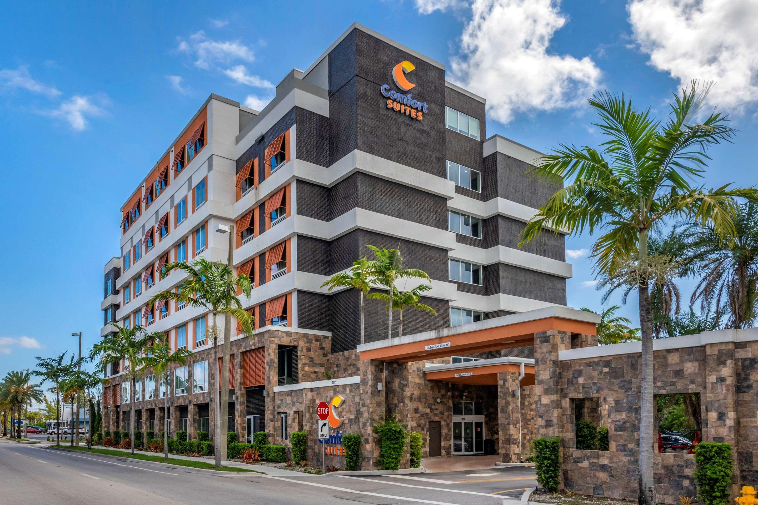 Comfort Lauderdale Airport & Cruise Port