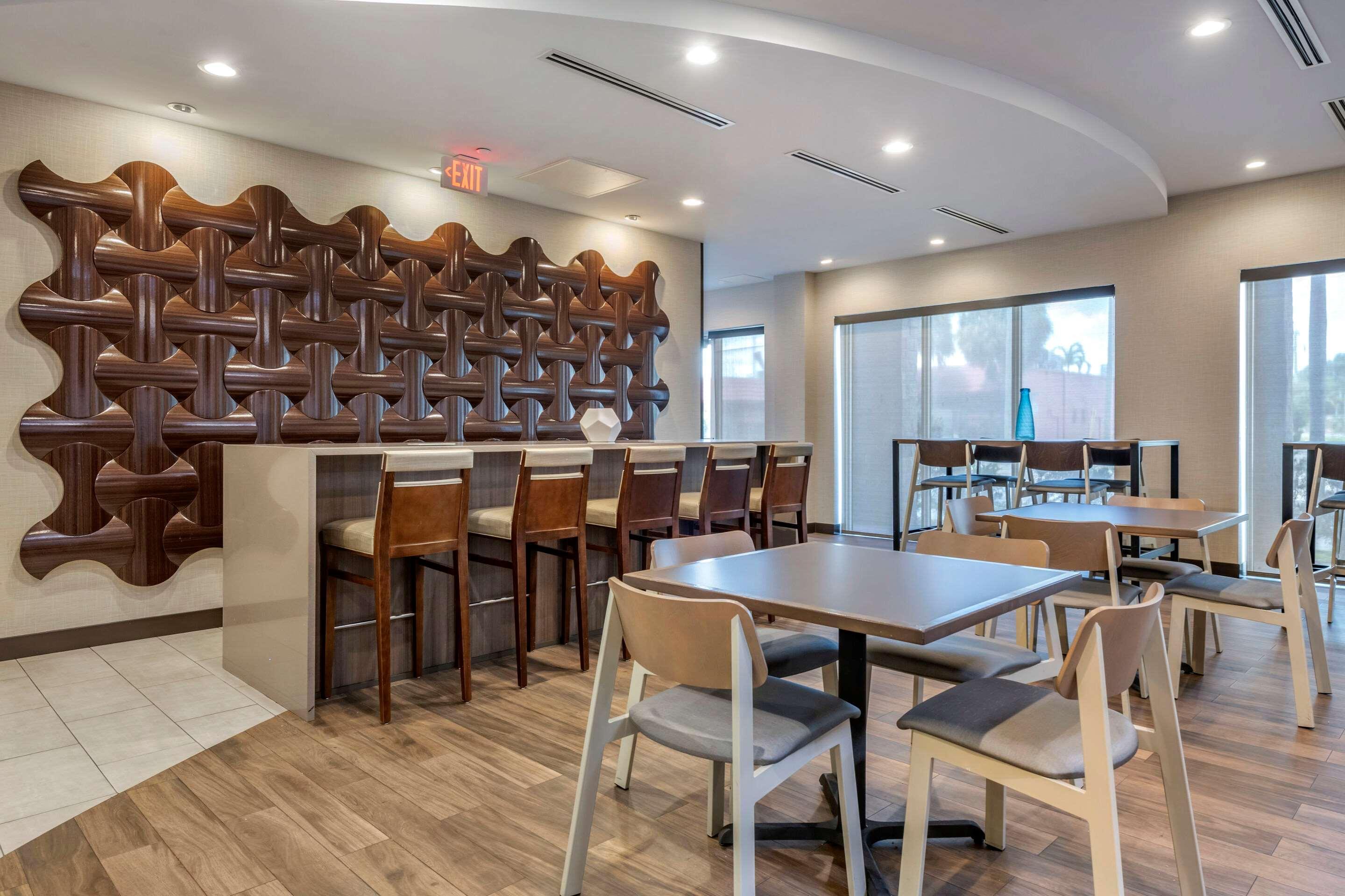 Comfort Lauderdale Airport & Cruise Port 3* Dania Beach
