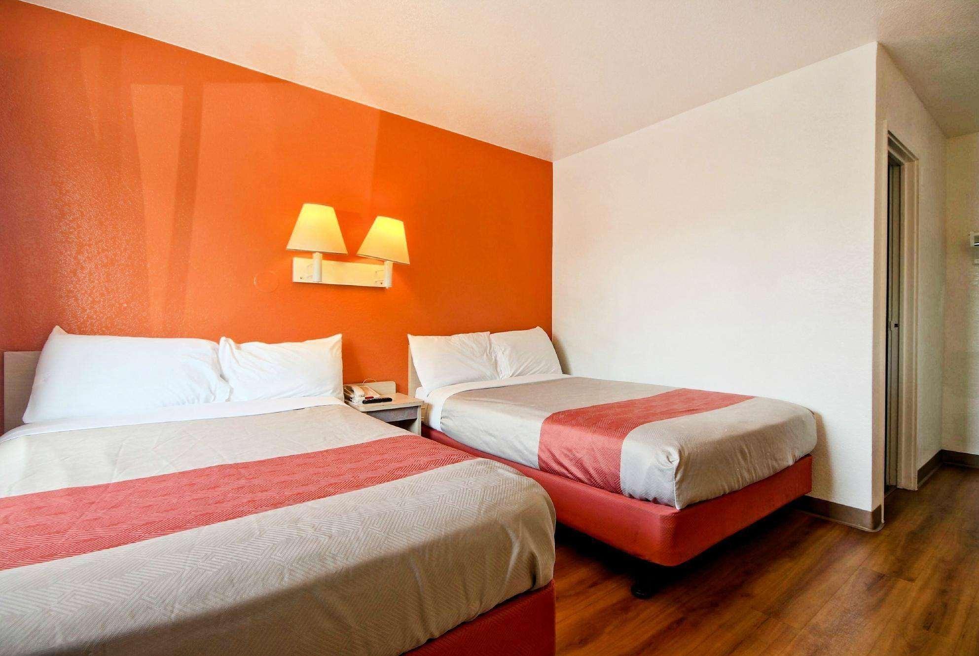 Travelodge By Wyndham Pompano
