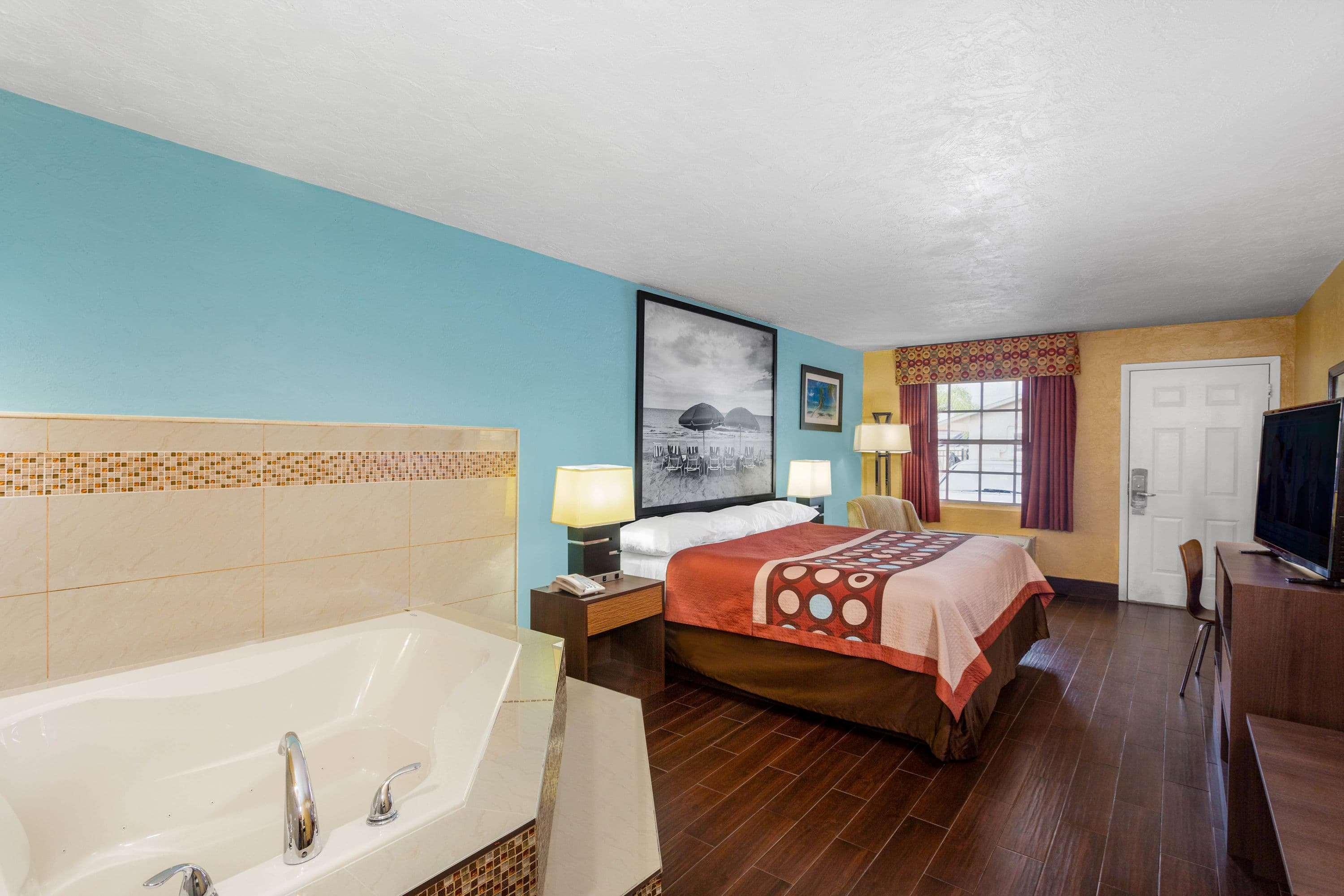 Super 8 By Wyndham Sarasota Area Bradenton