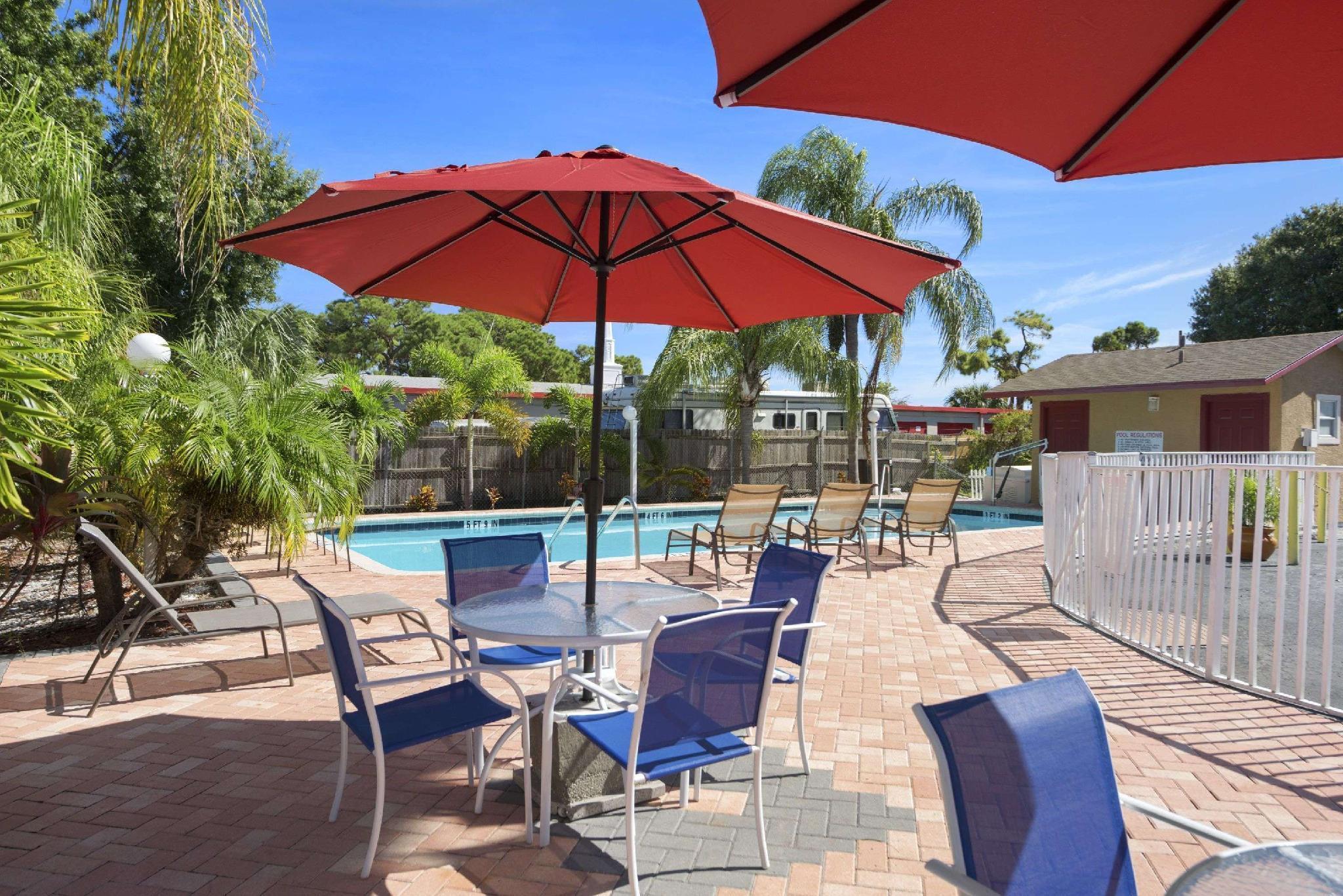 Super 8 By Wyndham Sarasota Area 2* Bradenton