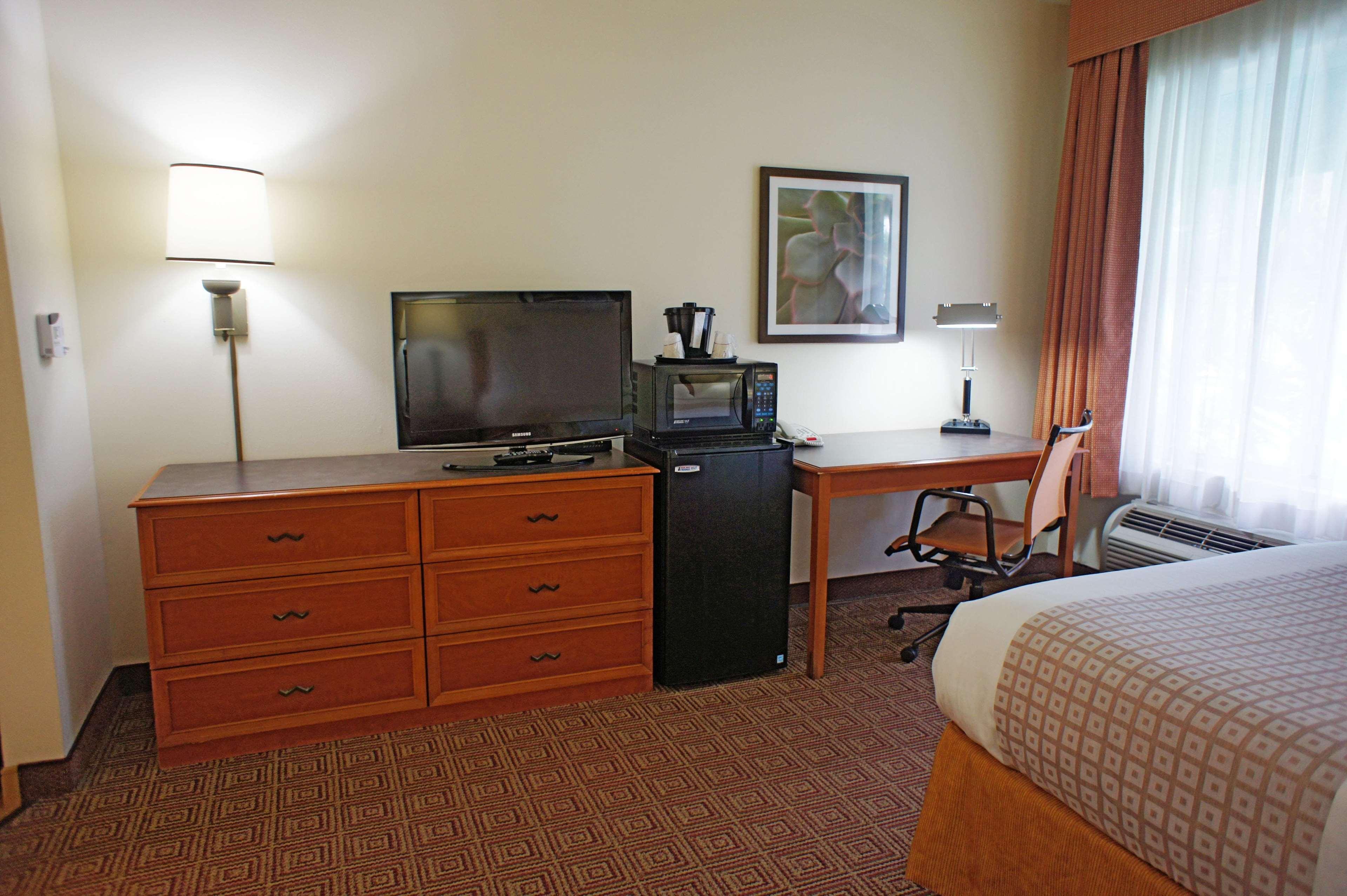 Hotel La Quinta & By Wyndham Sawgrass Sunrise