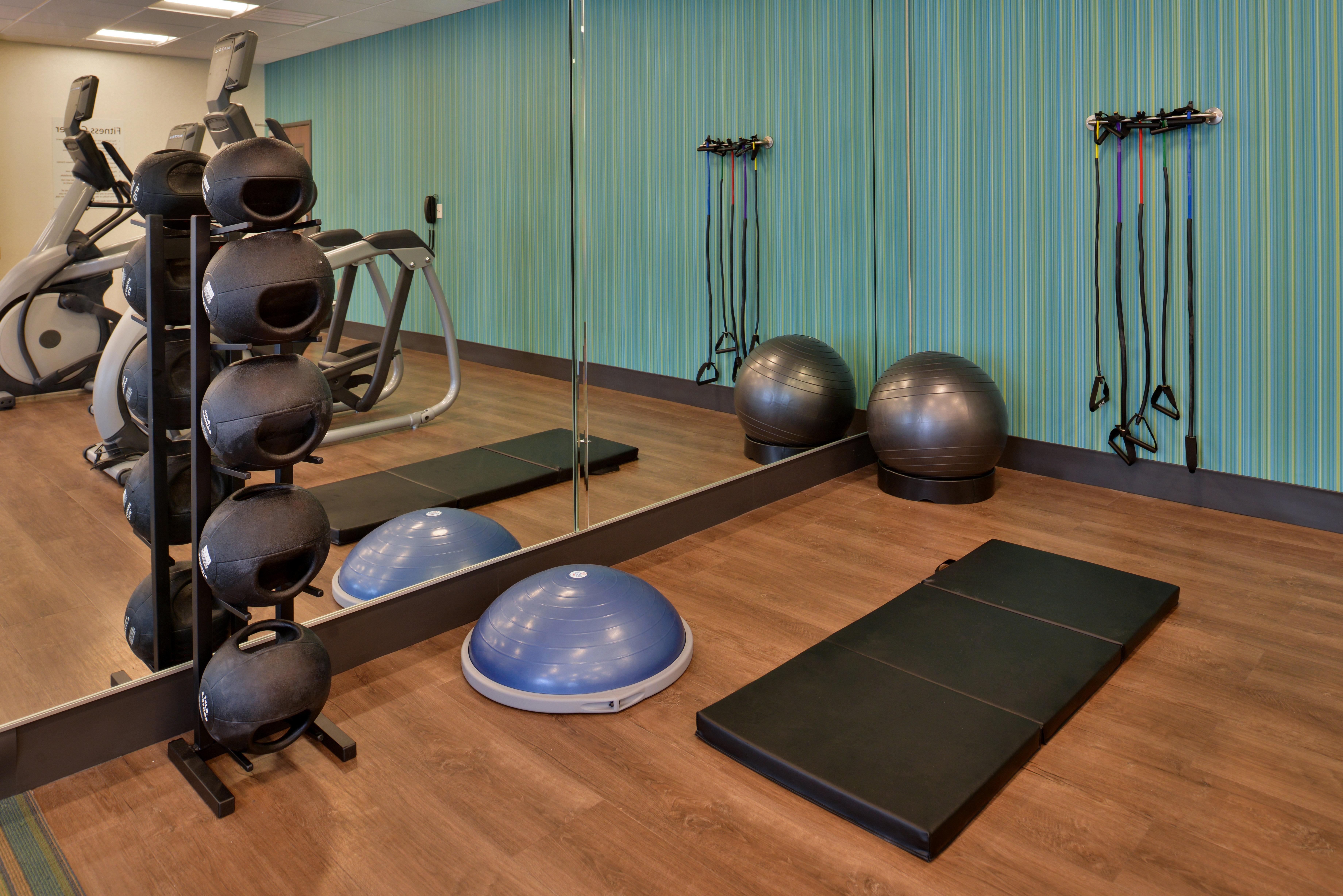 Hotel Express Melbourne West By Ihg 3*