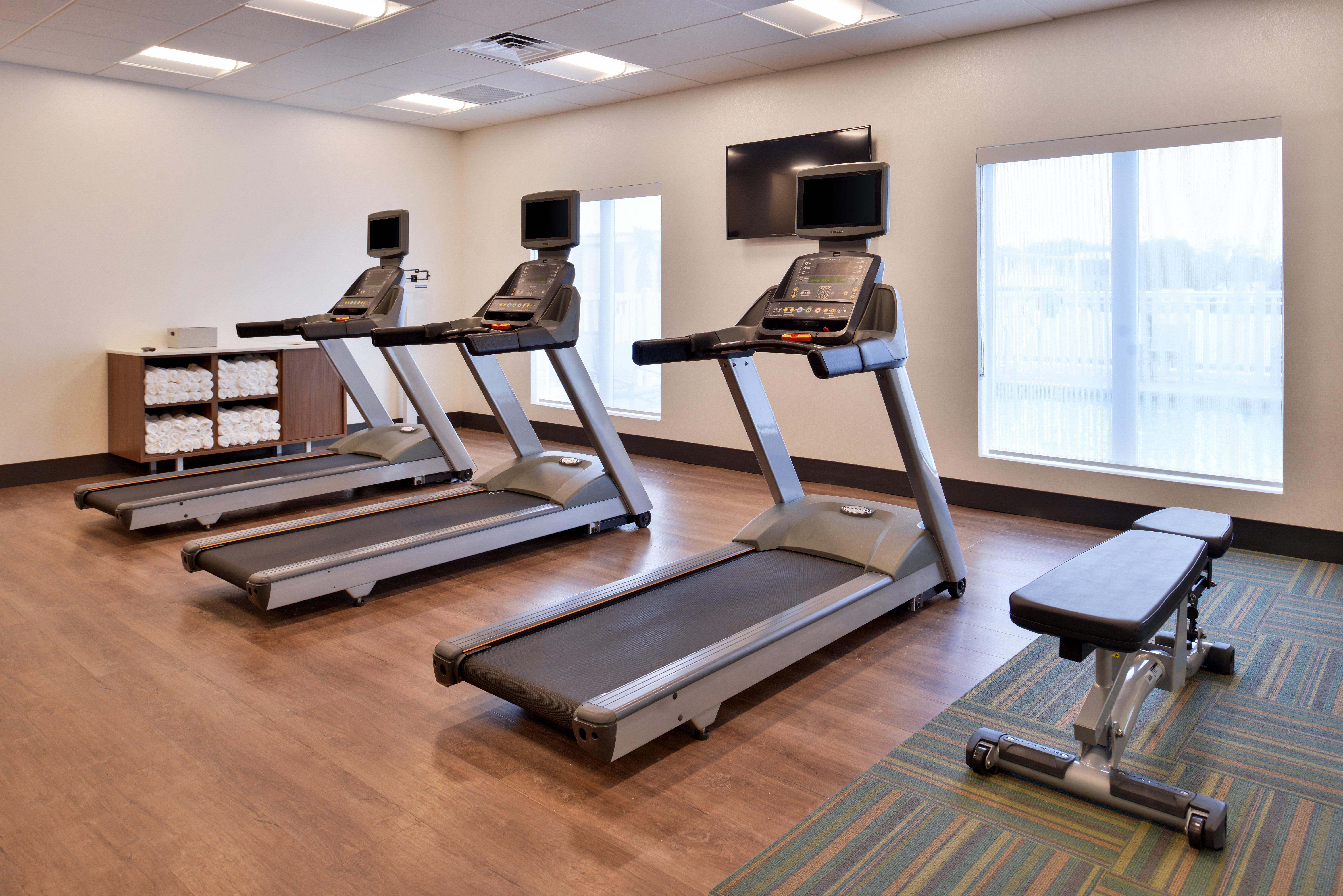 Express Melbourne West By Ihg Hotel 3*