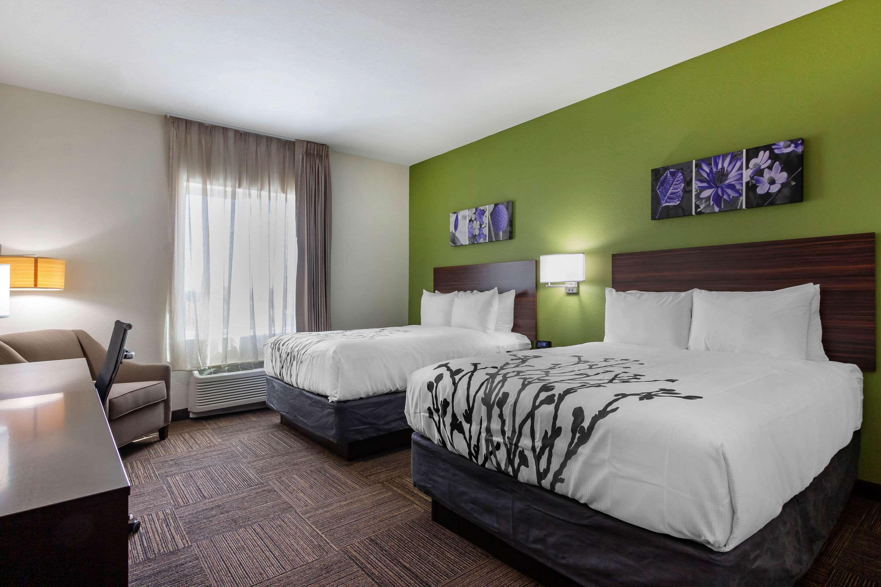 Sleep & South Hotel