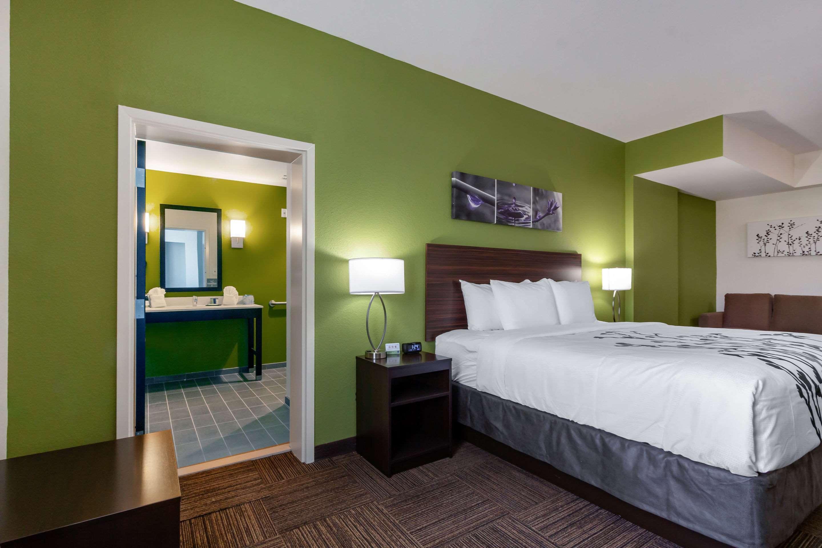 Sleep & South Hotel