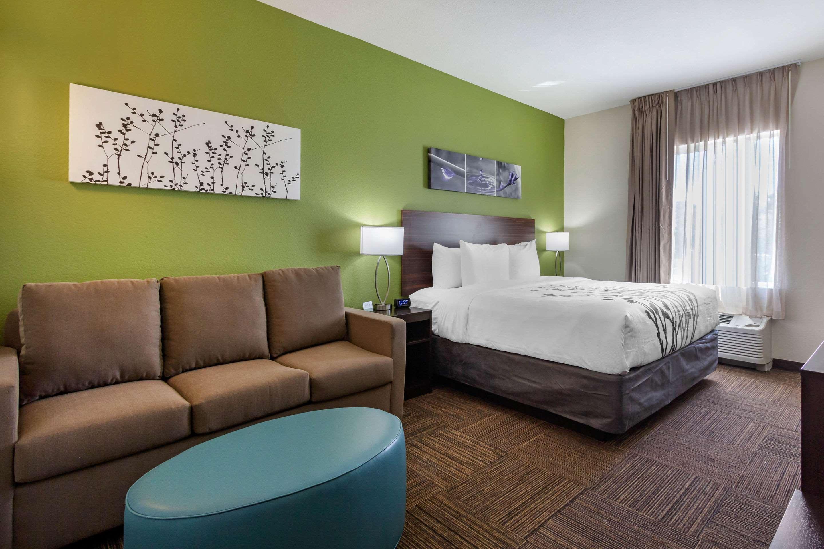 Sleep & South Hotel