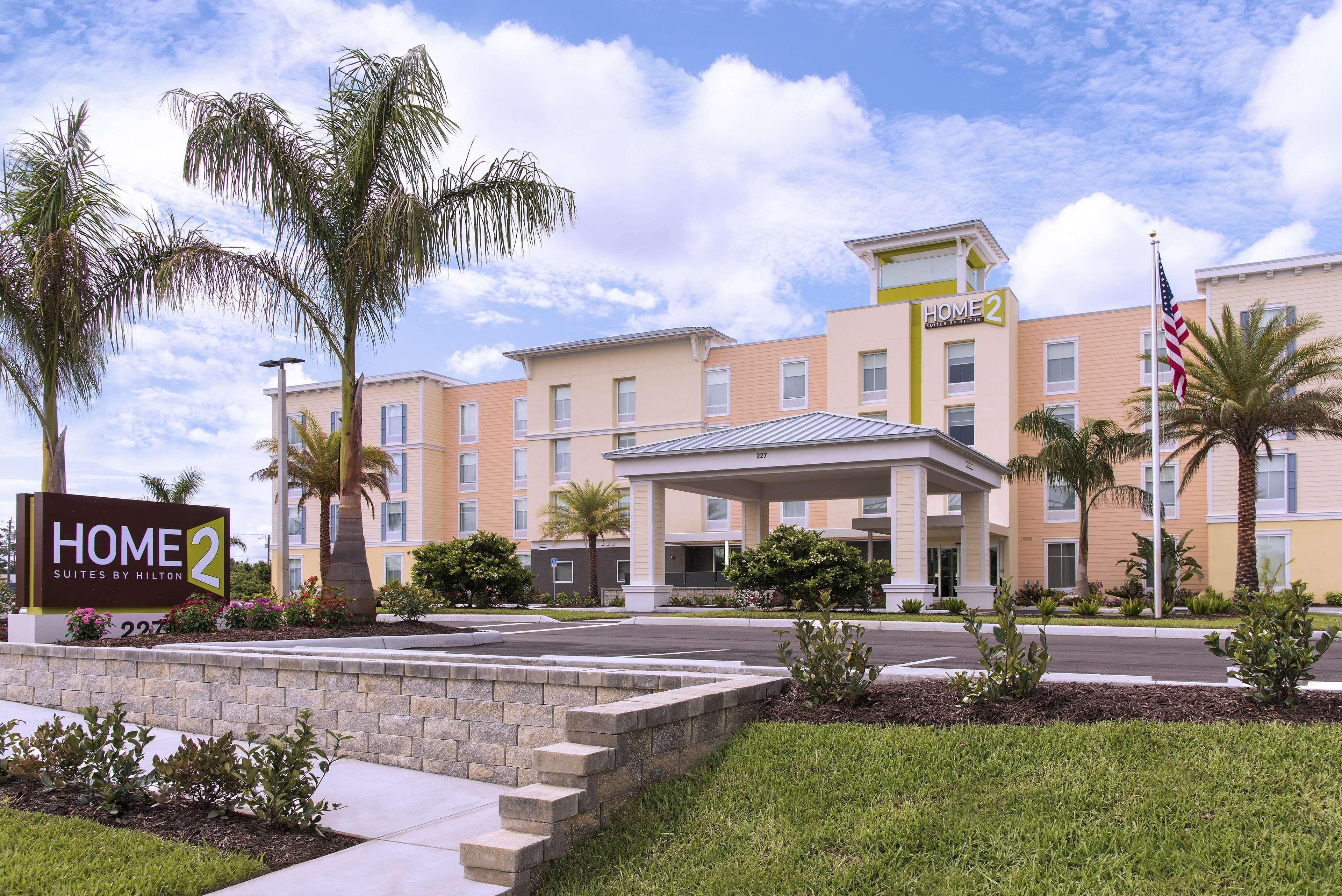 Hotel Home2 By Hilton
