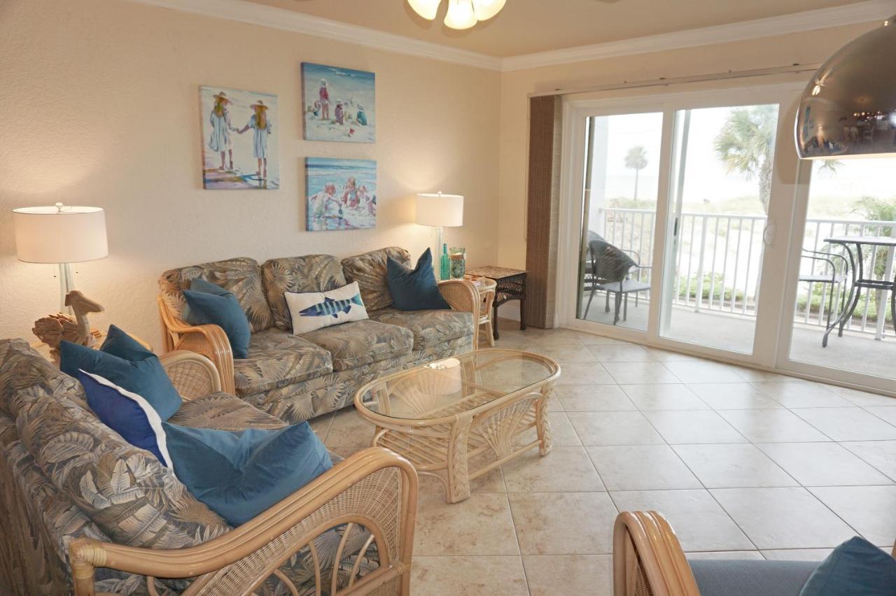 Apartment Sea Breeze By Travel Services