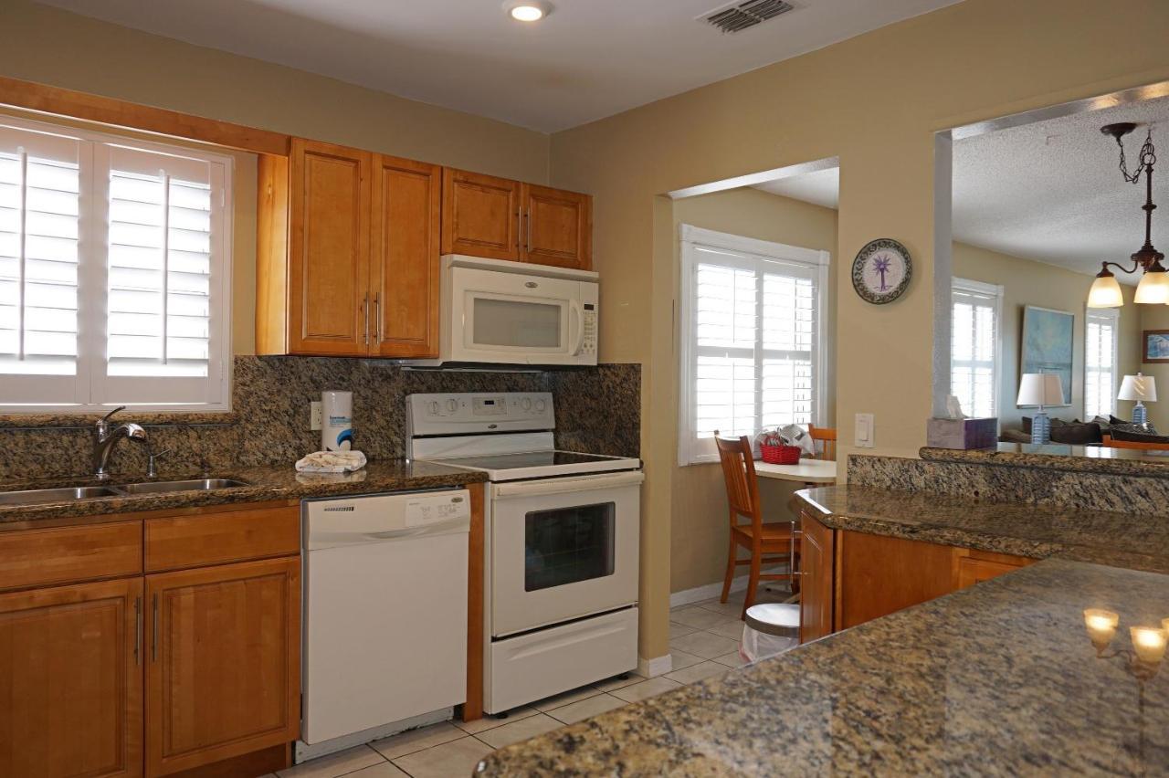 Sea Breeze By Travel Services Apartment *