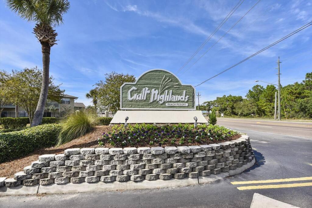 Cozy 2br 1,5ba At Gulf Highlands - 5 Min Walk To Beach! With 11 Pools! Holiday home