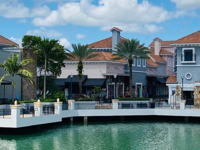 The Palms & Miami, Kendall, Fl