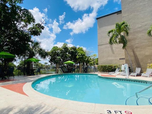 The Palms & Miami, Kendall, Fl Hotel
