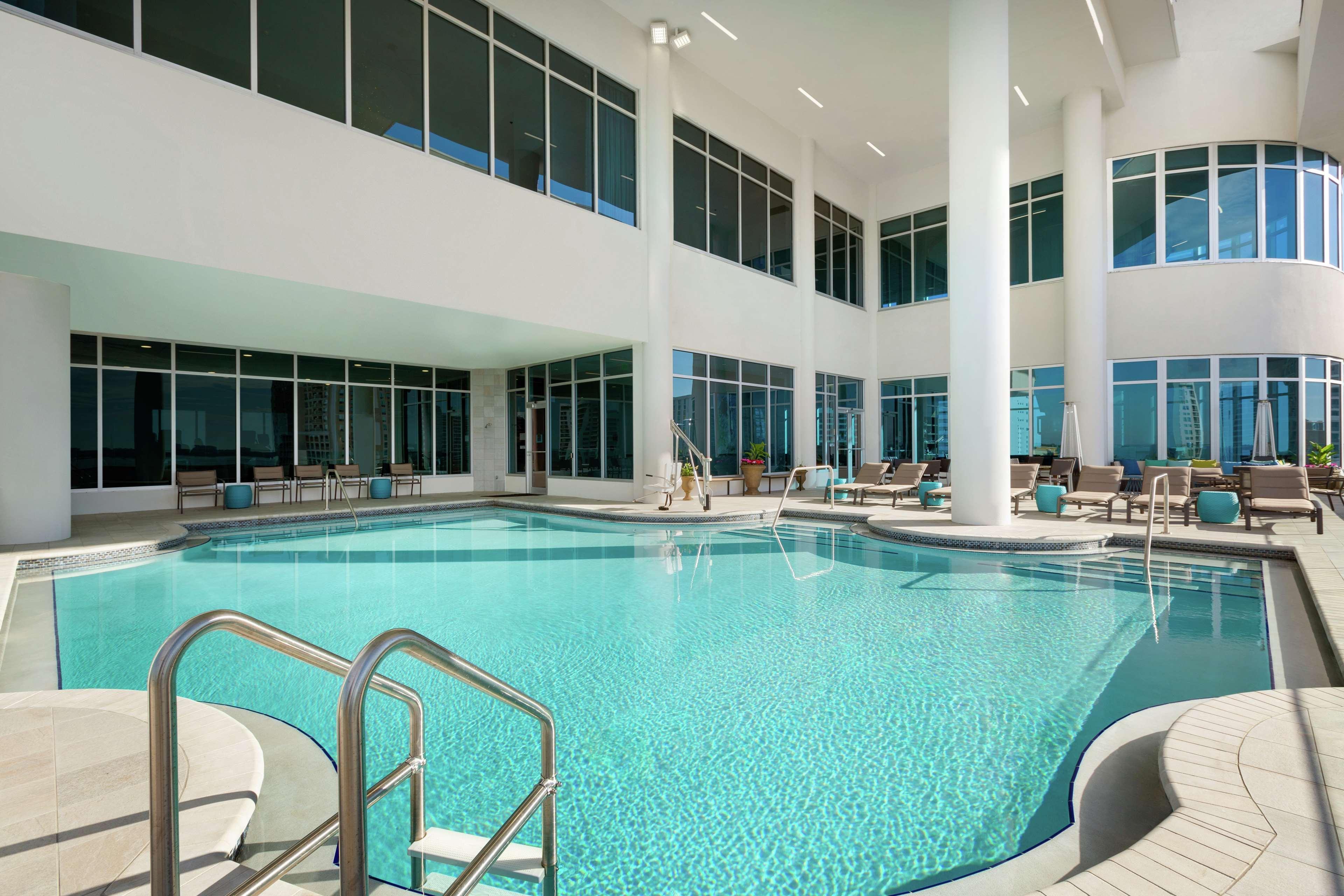 Hotel Embassy By Hilton