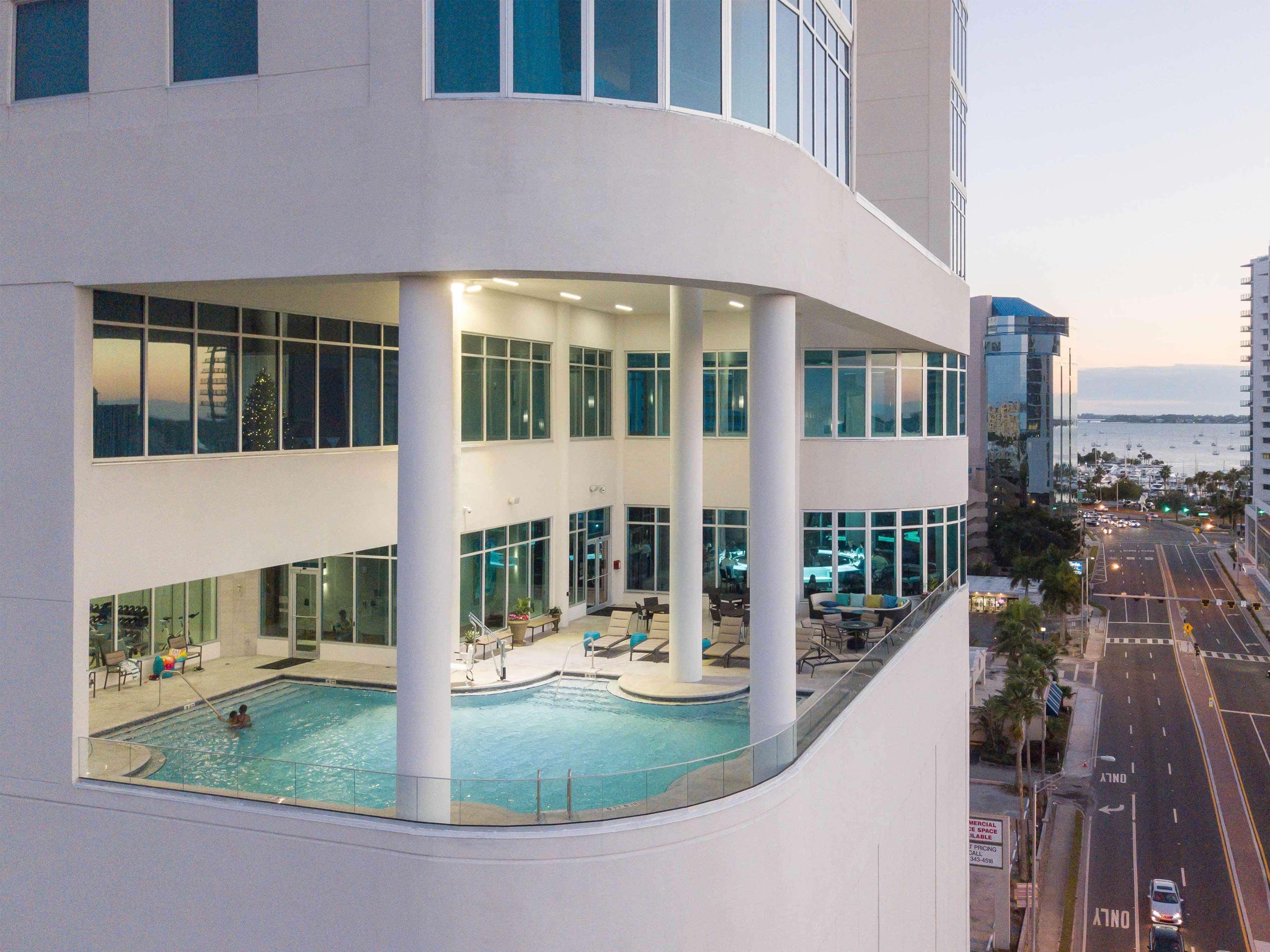 Embassy By Hilton 4*