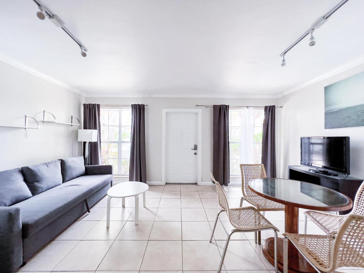 Hotel Tara A North Village 3*