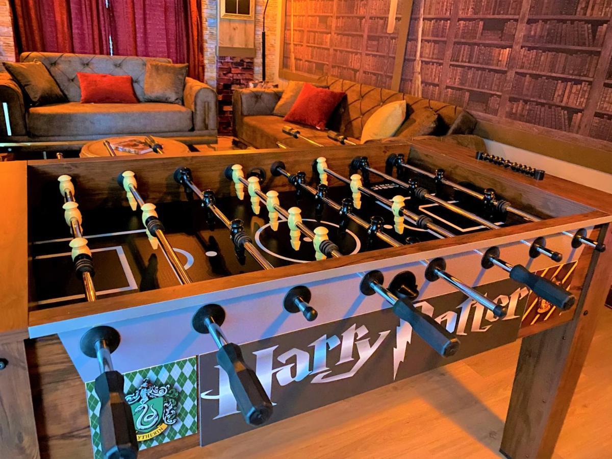Villa Marvelous Magical House: Amazing Themes And Pool, 5mi *
