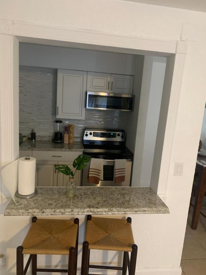 Economical2bed1bath Apartment Fort Lauderdale