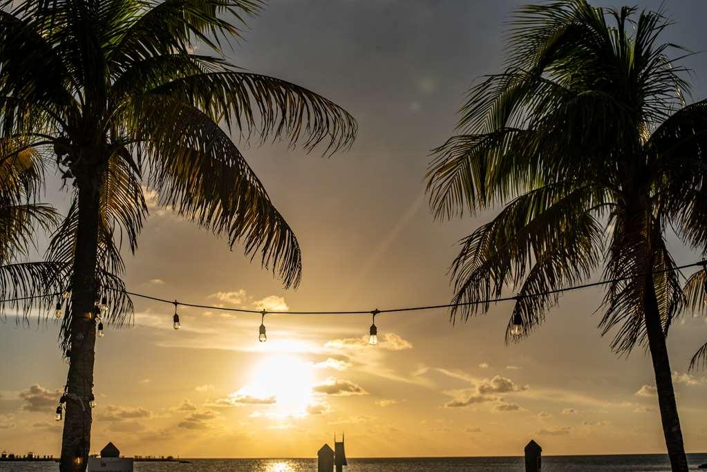 Hotel Banana Bay & Marina 3*