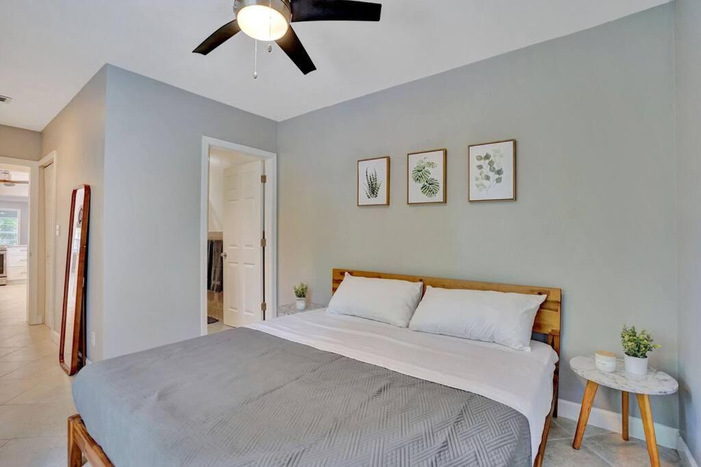 Luxury 3br W/heated Pool, Mins To The Hollywood