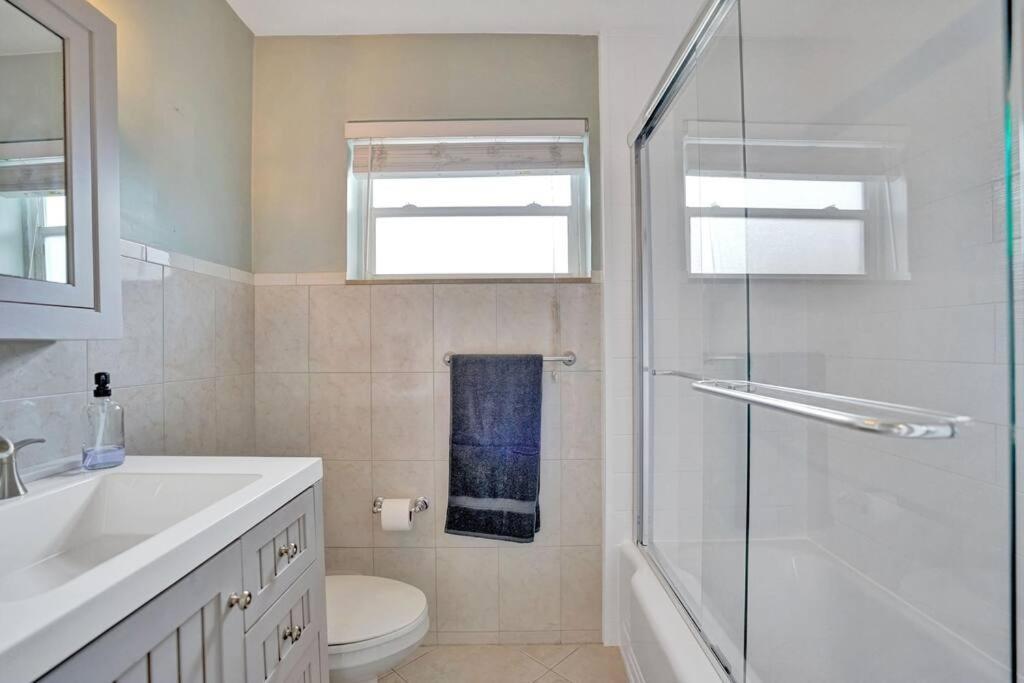 Villa Luxury 3br W/heated Pool, Mins To The Hollywood