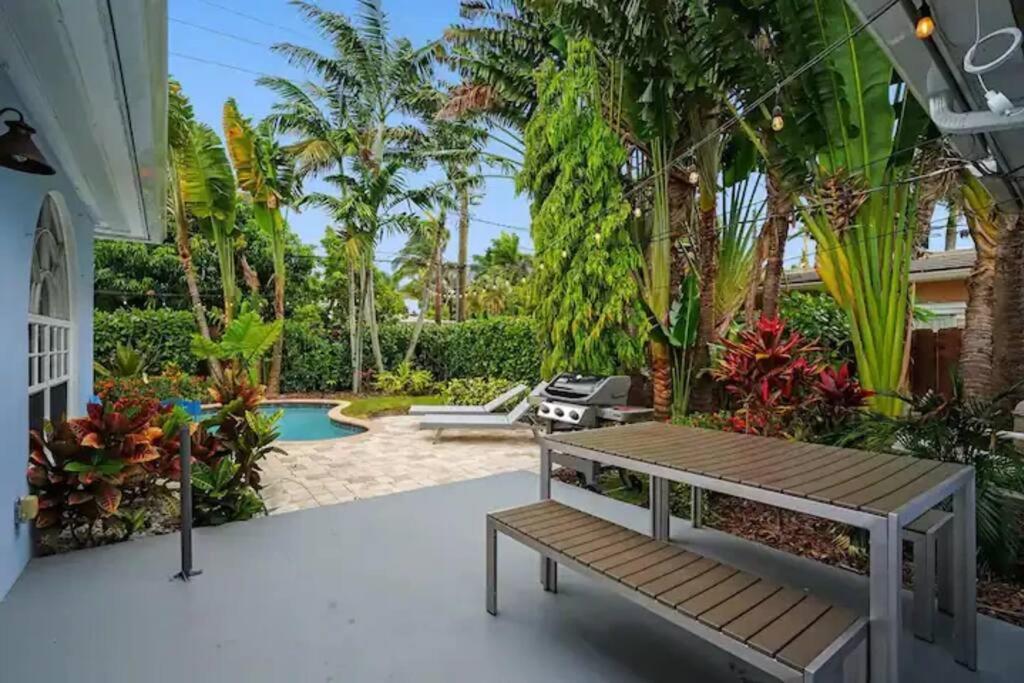 Luxury 3br W/heated Pool, Mins To The Villa *