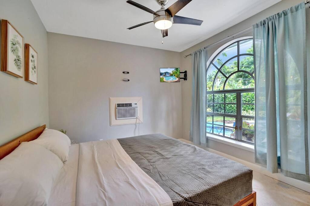 Villa Luxury 3br W/heated Pool, Mins To The Hollywood