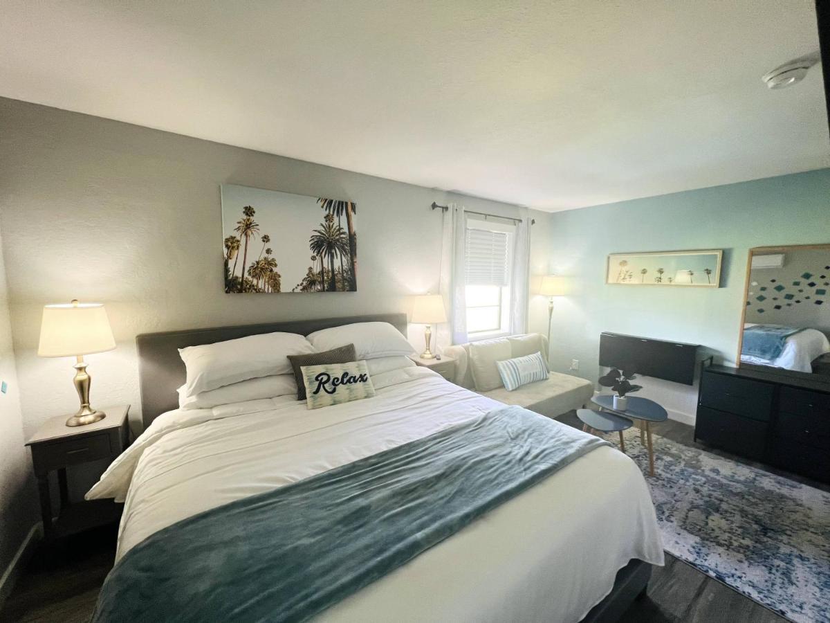 Motel 1915 Club