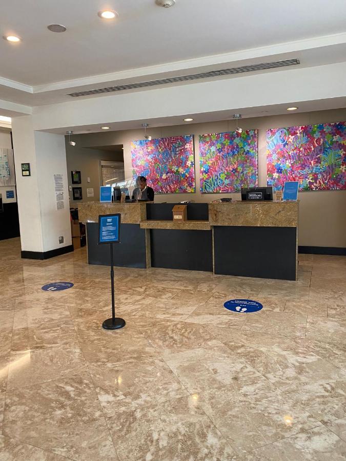 Gallery One - A Doubletree By Hilton