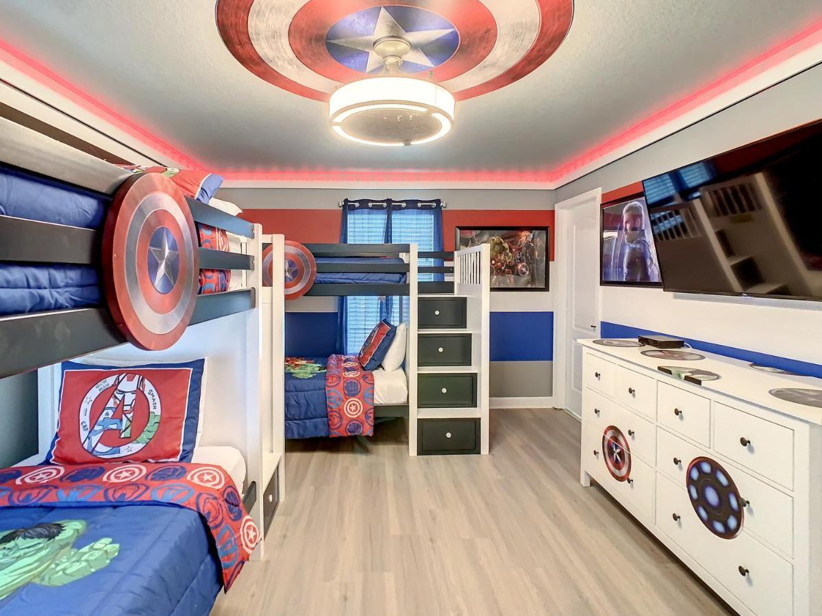 Marvelous Magical House: Amazing Themes And Pool, 5mi Villa