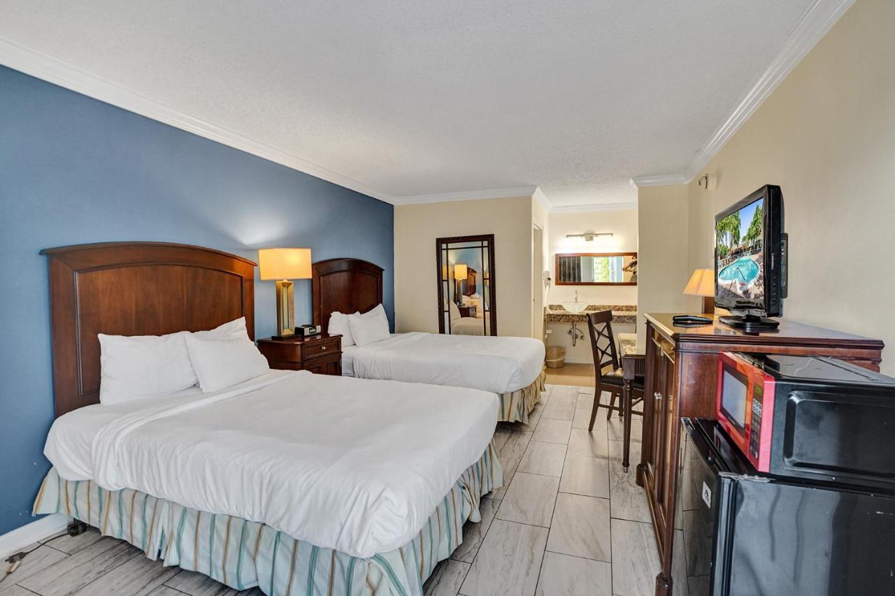 Lauderdale Grand Hotel 3*