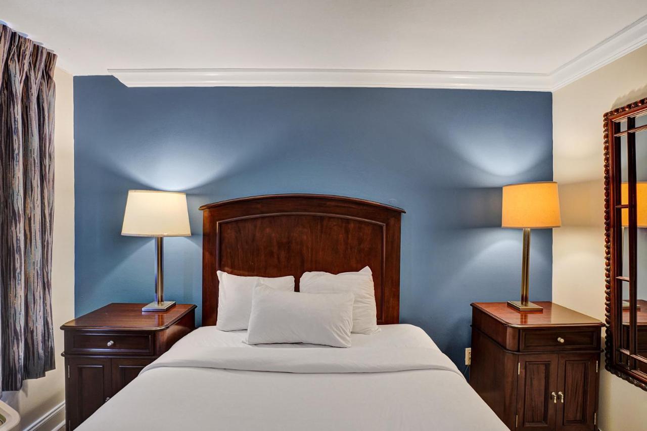 Hotel Lauderdale Grand