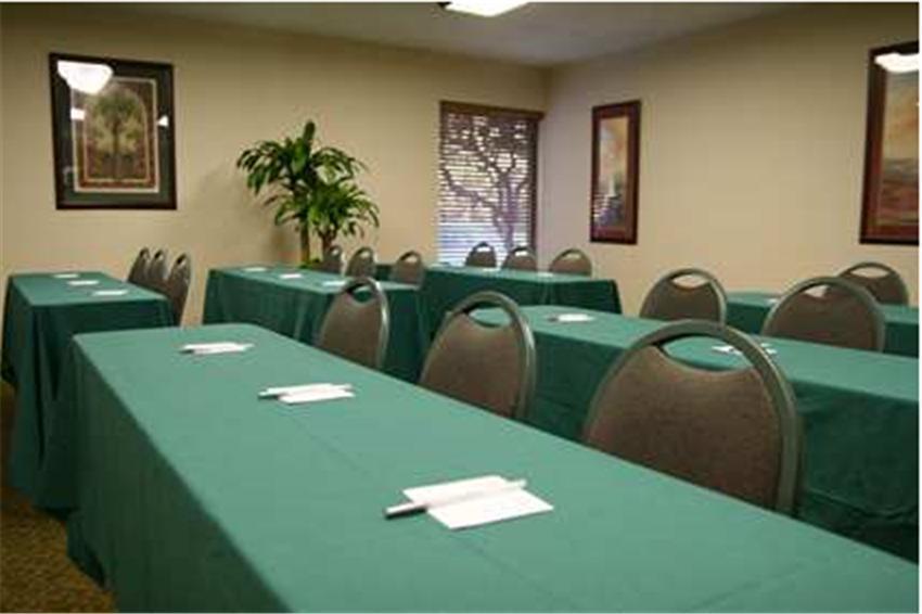 Country & By Radisson, I-95 South, Fl 3* Jacksonville
