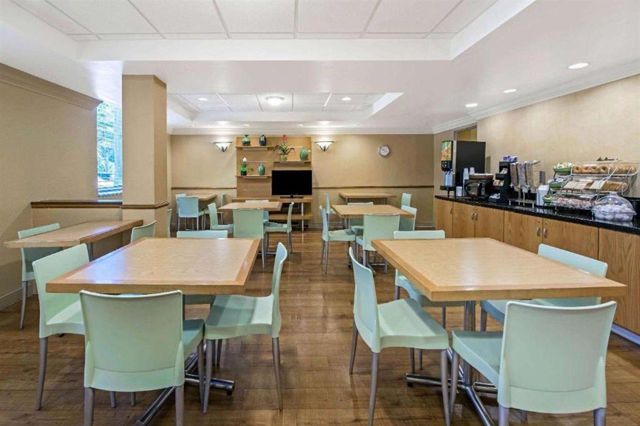 Hotel La Quinta By Wyndham West Palm Airport West Palm Beach