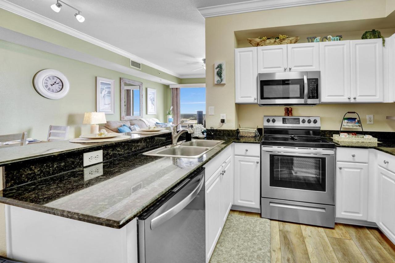 Aparthotel Million Dollar Views, Stunning Beachfront Panama City Beach