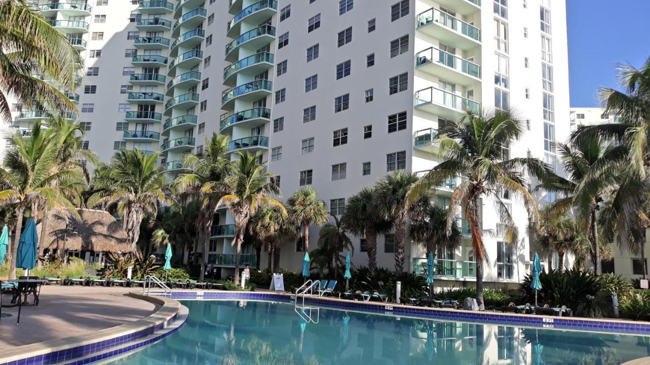 The Tides 2bedrooms 14th Floor We Are On The Beach!