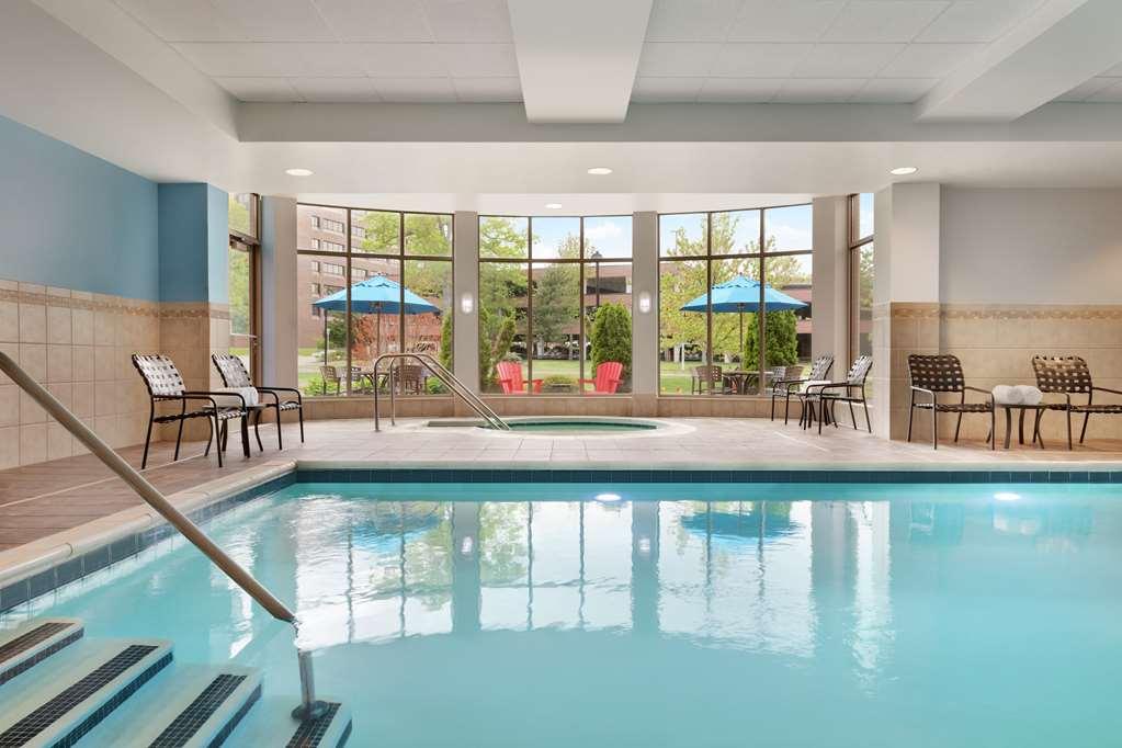 Hilton Garden East Brandon