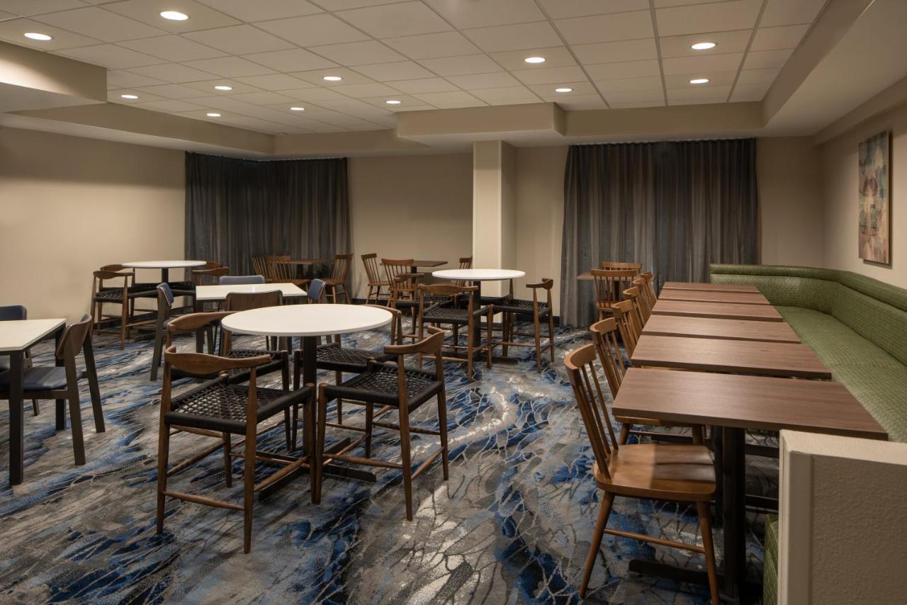 Fairfield & By Marriott Hotel 3*