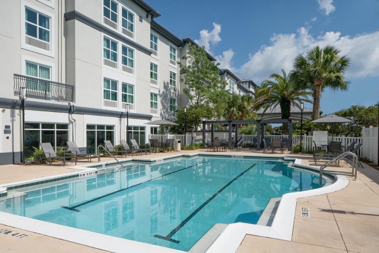 Fairfield & By Marriott Hotel