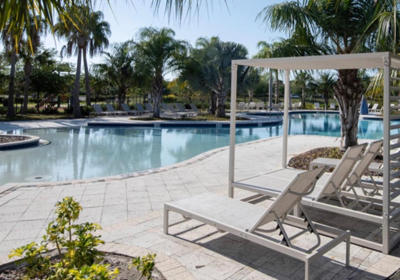 Apartment Brand New Charming House With Swimming Pool