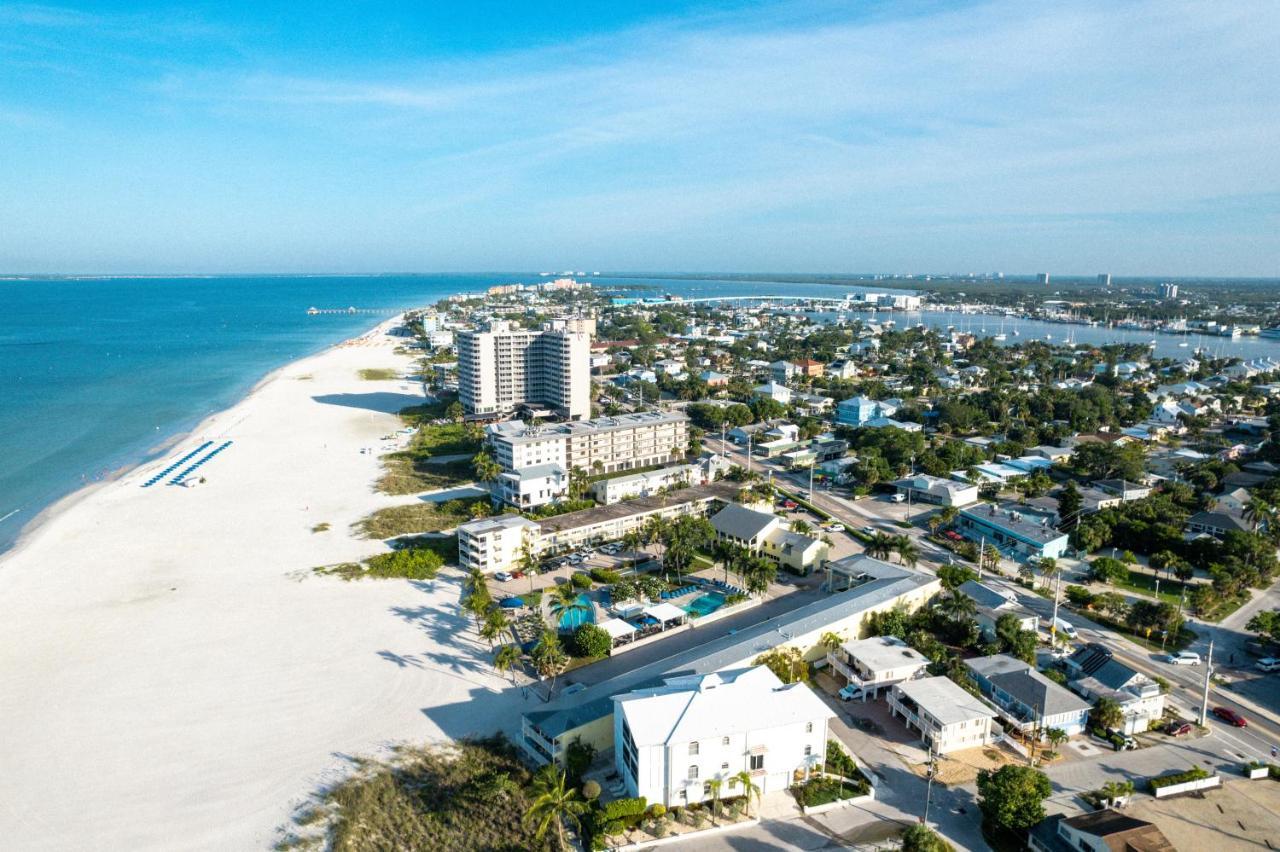 The Neptune Hotel Fort Myers Beach